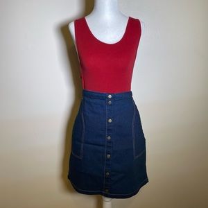 Vintage inspired 70s mini jean/ denim skirt w/ patch pockets. Size 14 Metaphor